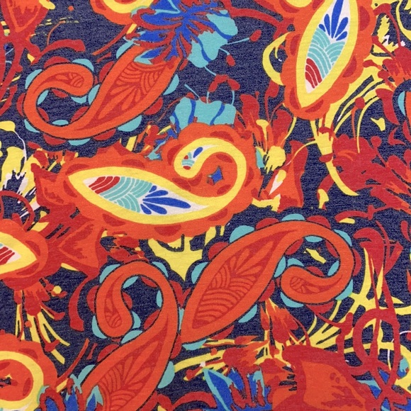 LuLaRoe Classic Tee Shirt Paisley Floral 2XL NWT - Picture 2 of 5